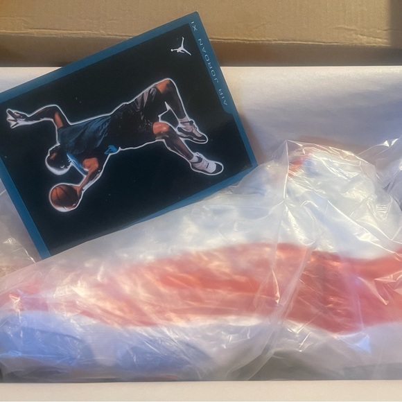 JORDAN 11 RETRO FLORIDA GATOR WHITE/ORANGE “BRAND NEW” SIZE 9.5 - Picture 3 of 4